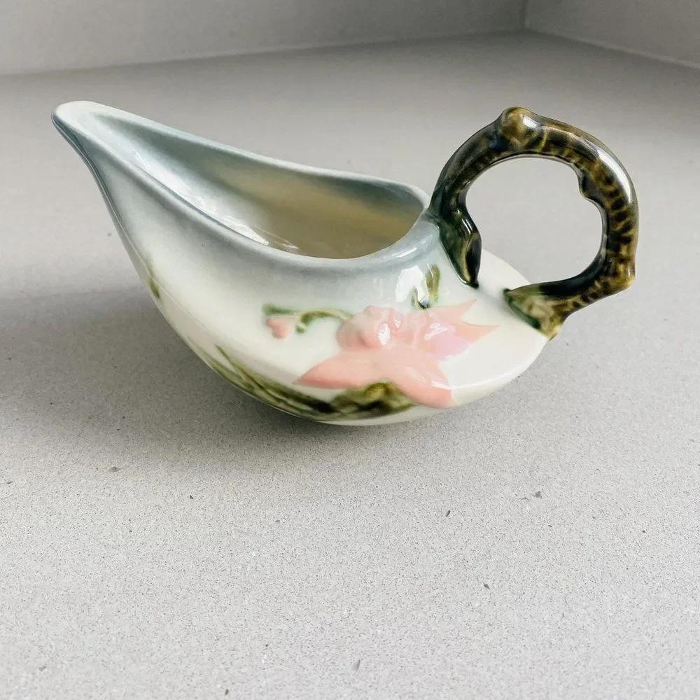1950 Vintage Hull Woodland Art Rare Embossed Floral Glossy Creamer W27